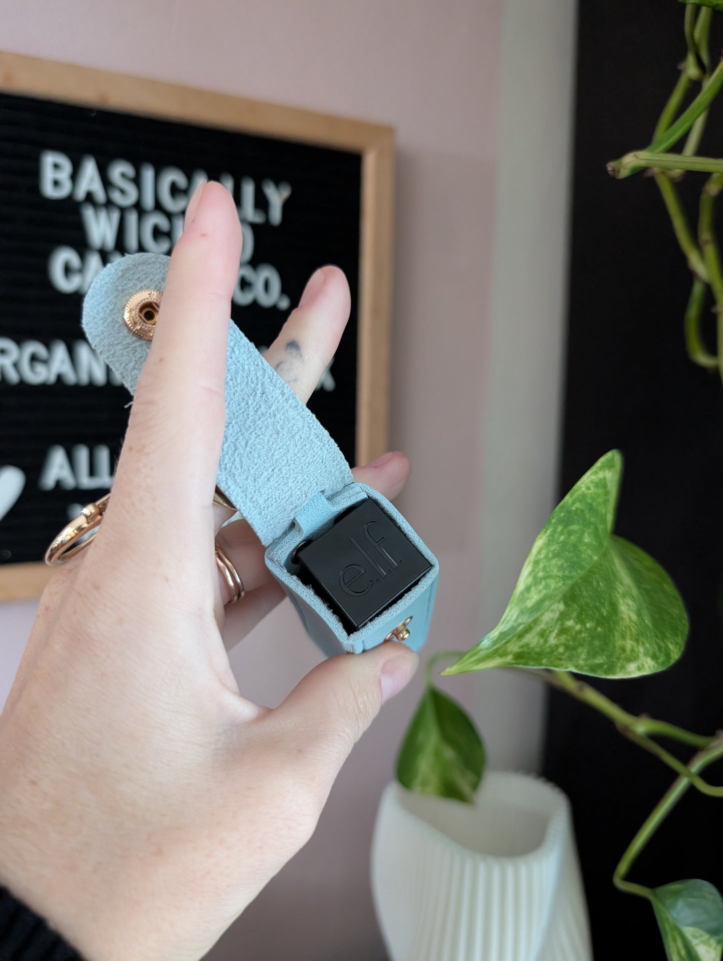 Lip balm Holder