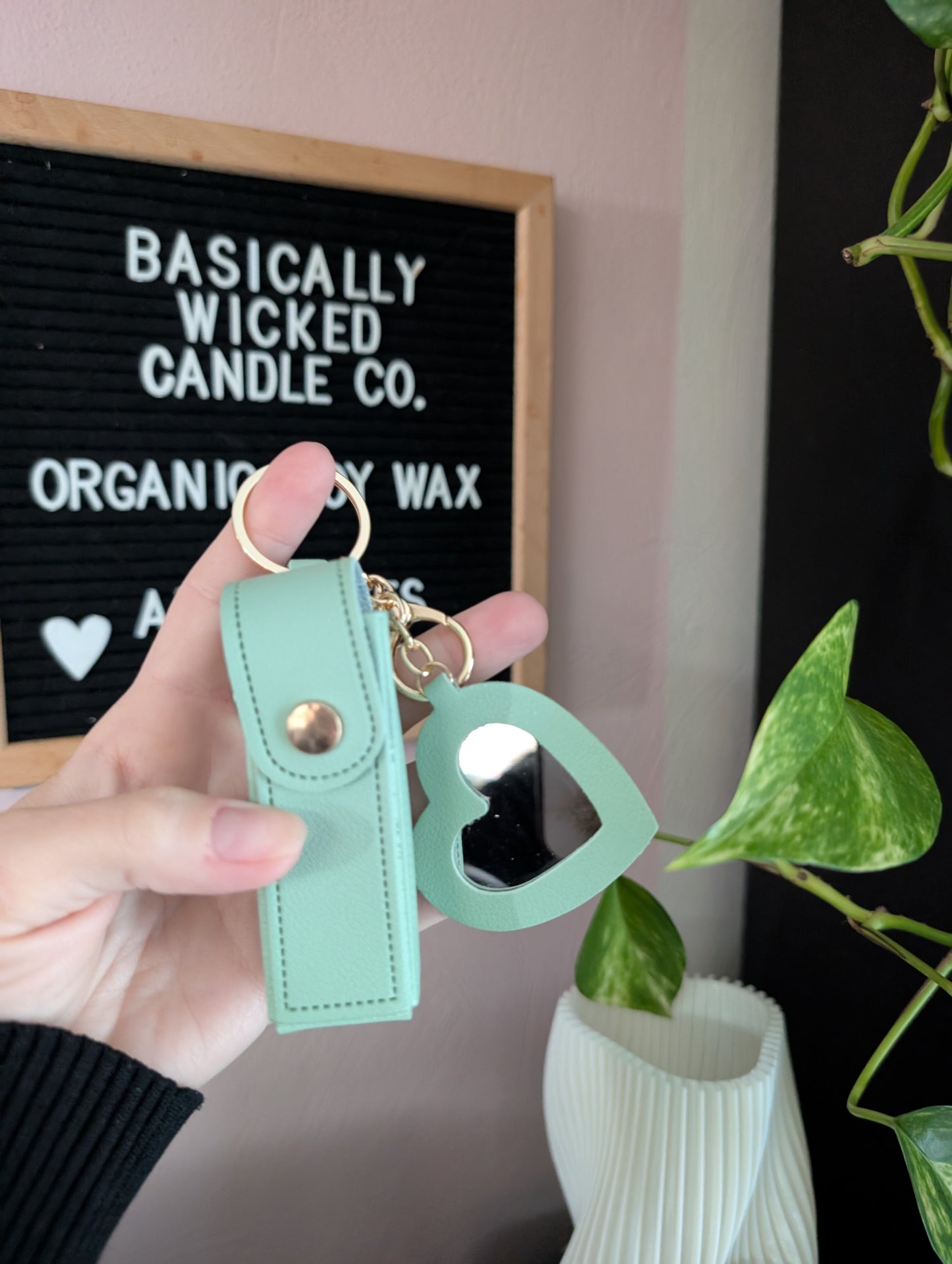 Lip balm Holder
